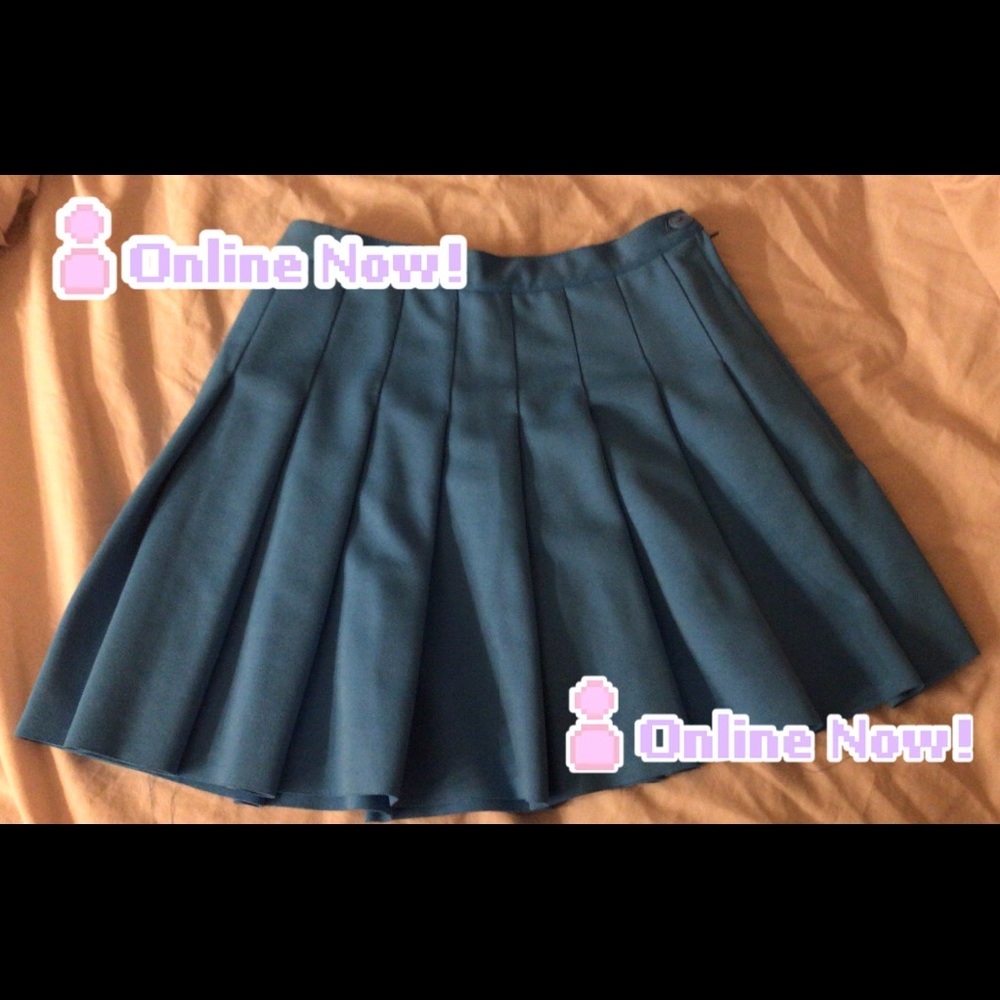 CUTE!!!!!! Mini pleated skirt